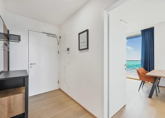 Апартаменты Self Check-in With A View *